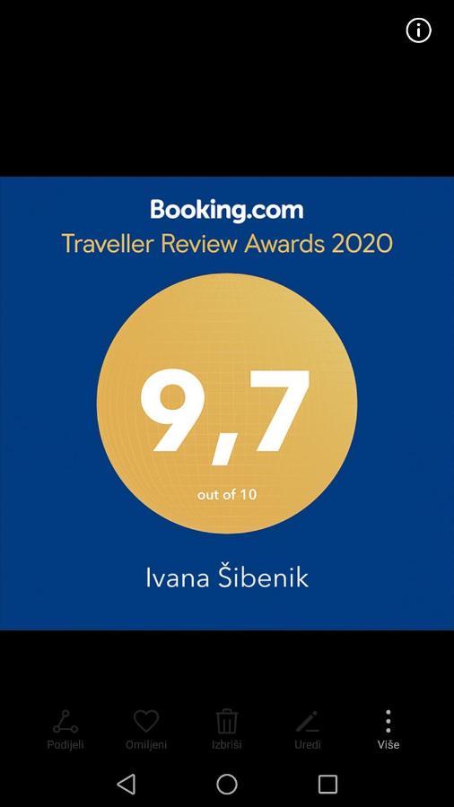 Ivana Šibenik Esterno foto